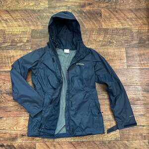 Columbia Women's Arcadia II Waterproof Hooded Rain Jacket